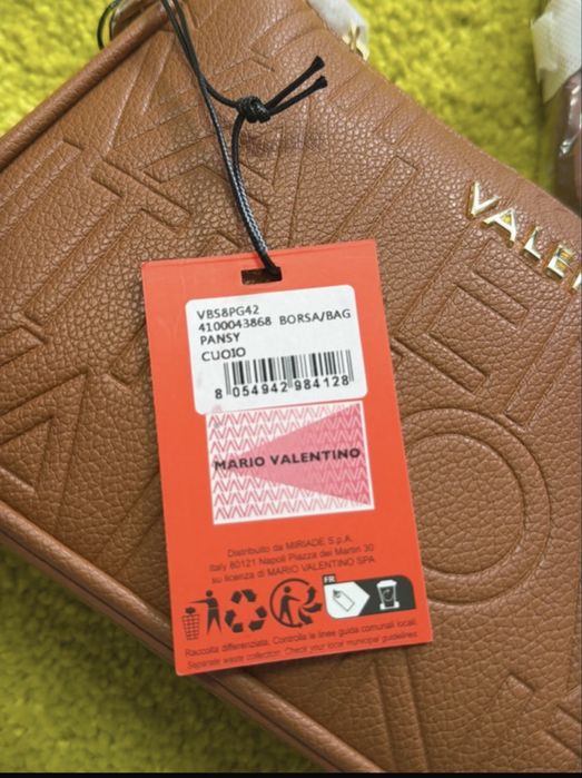 Geanta umar Valentino