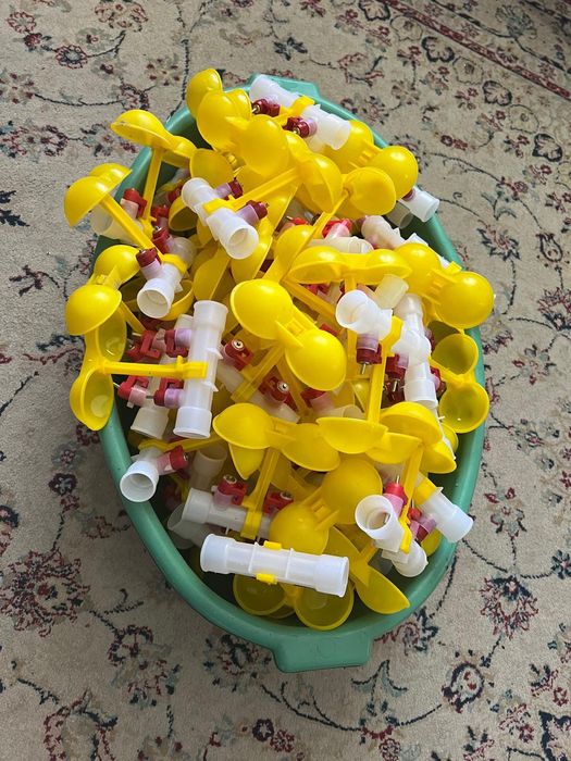 Ниппельная Поилка для цыплят, перепелка, куры