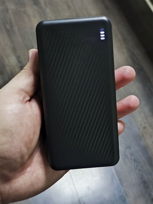 Power bank sotiladi