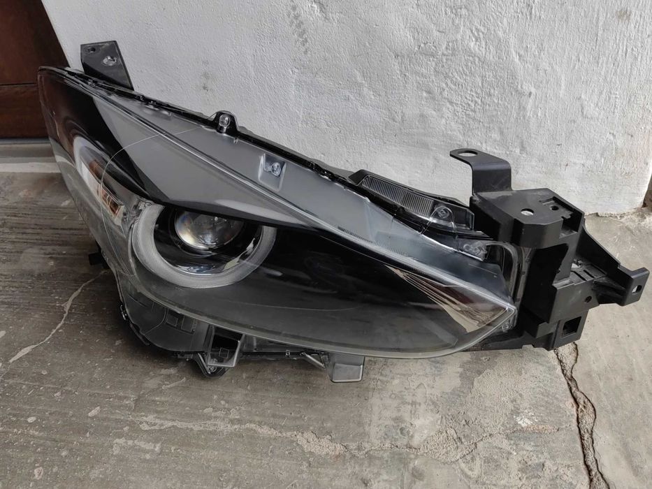 Фар Mazda 3 FULL LED десен / Фар Мазда 3 Оригинален
