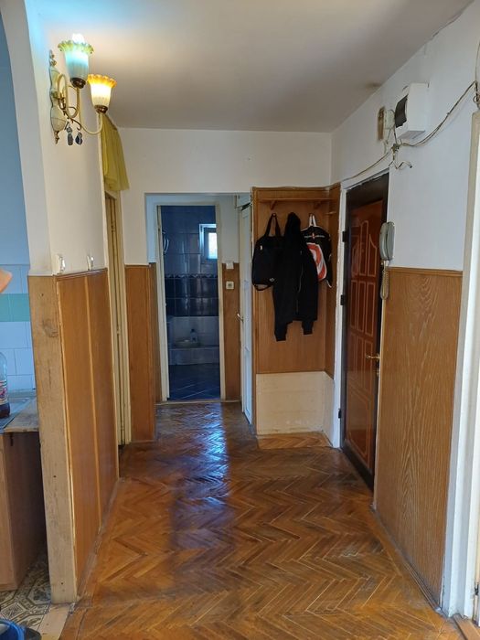 Apartament 3 camere de vanzare Tip PC Oradea