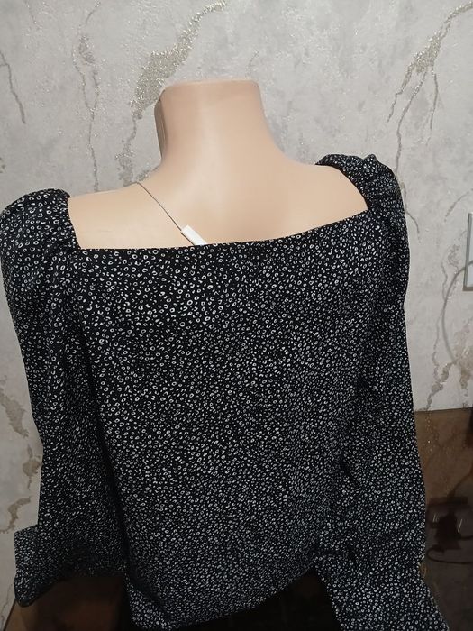 Блузки отличного качества,привезенные с  Санкт-Петербурга.модные