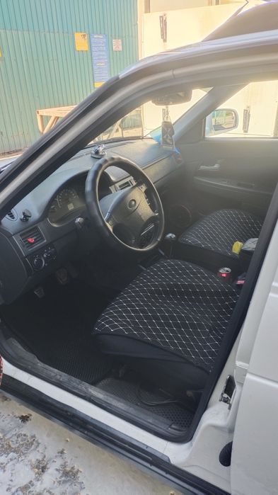 Продам lada priora в хорошем состоянии