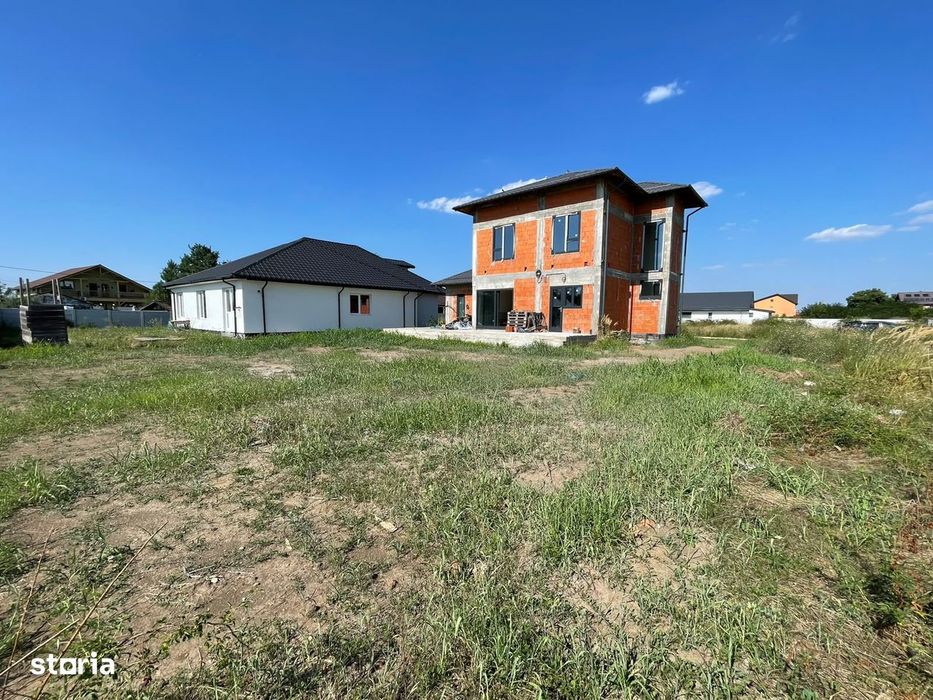 Imobiliare Domnesti  Casa la rosu str Ciocarliei  garaj+beci 750curte