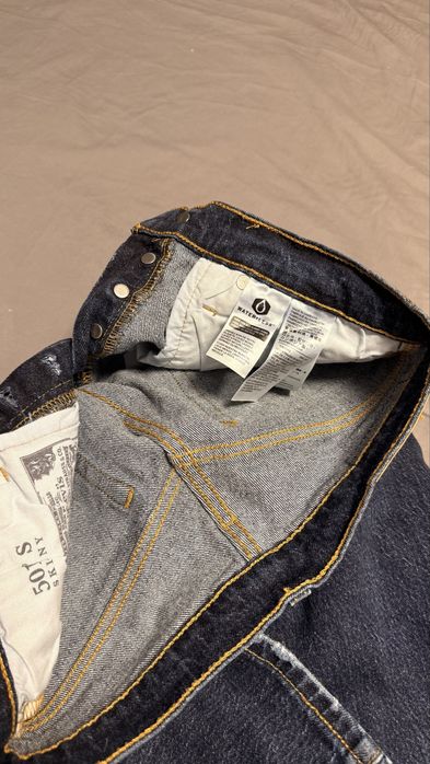 Дънки Levi’s нови