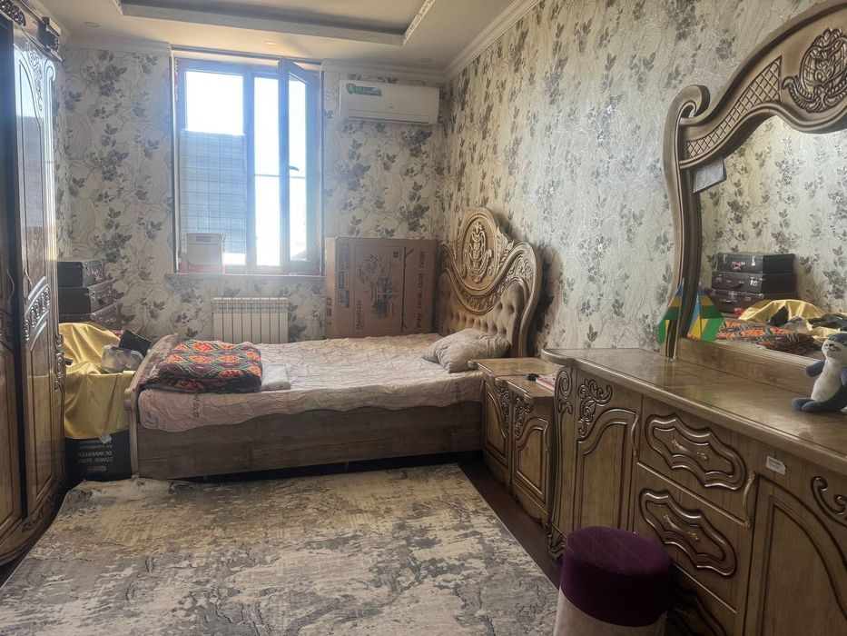 Продается двухкомнатная квартира в центре города