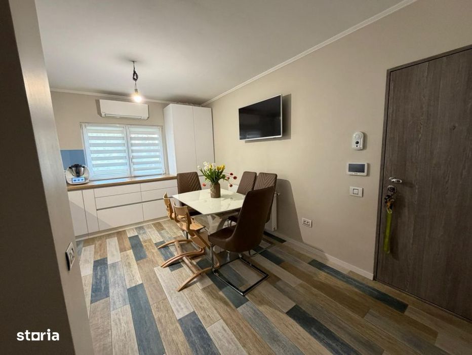 Apartament de lux 3 camere, totul nou, semicentral, strada Nasaud