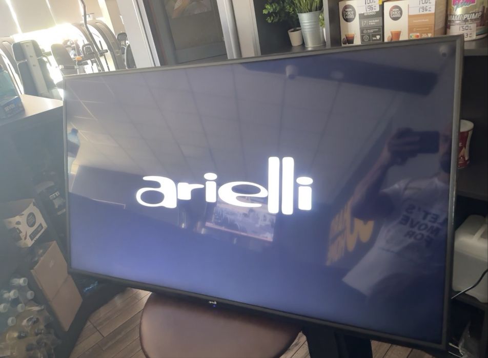 Arielli LED-43A114T2 за ЧАСТИ