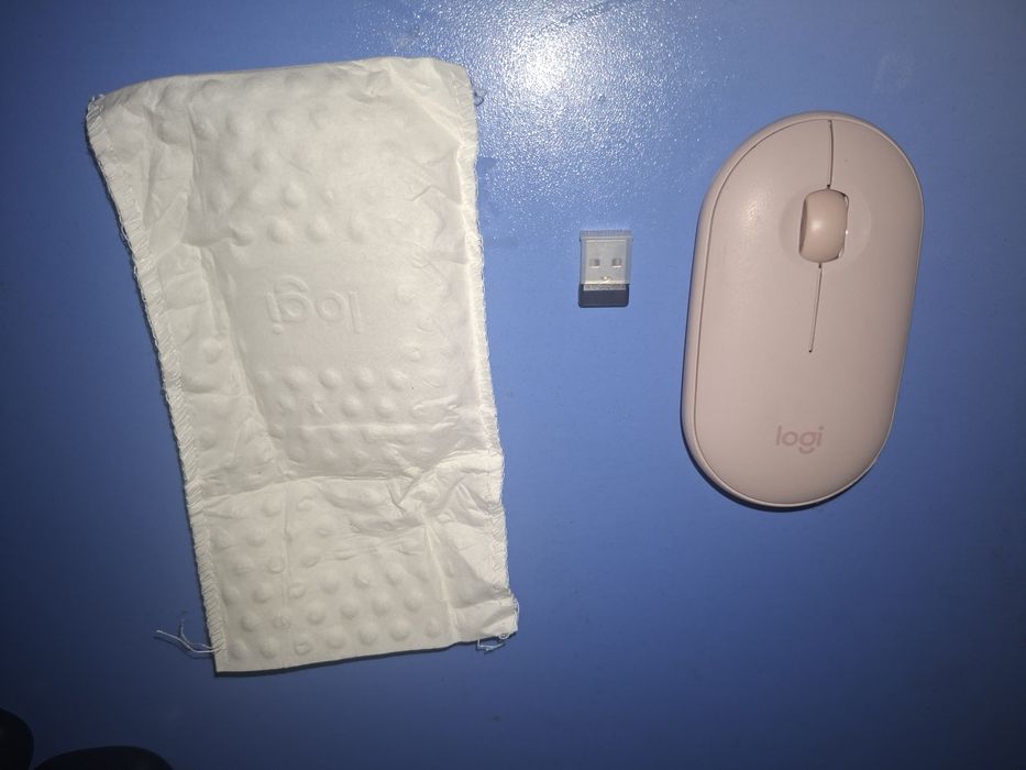 Продам мышку logitech