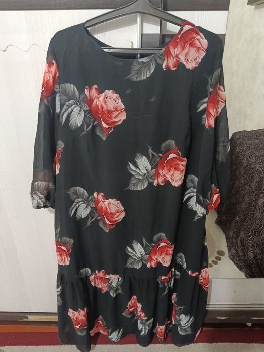 Продам платья, по доступной цене