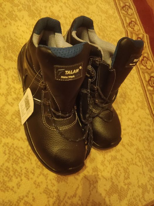 Спец ботинки фирмы TALAN