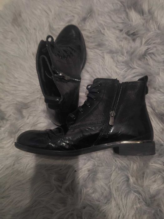 Боти LASOCKI - естествена кожа