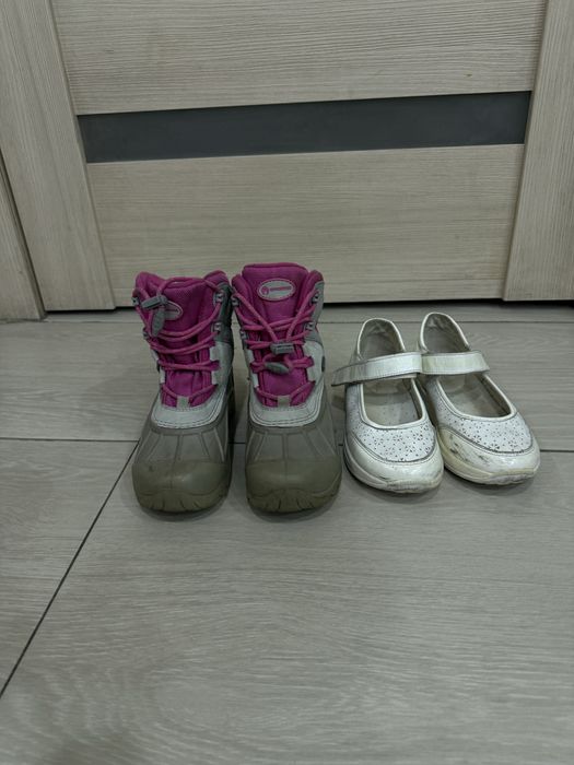 Ботинки для девочки, и туфельки белые