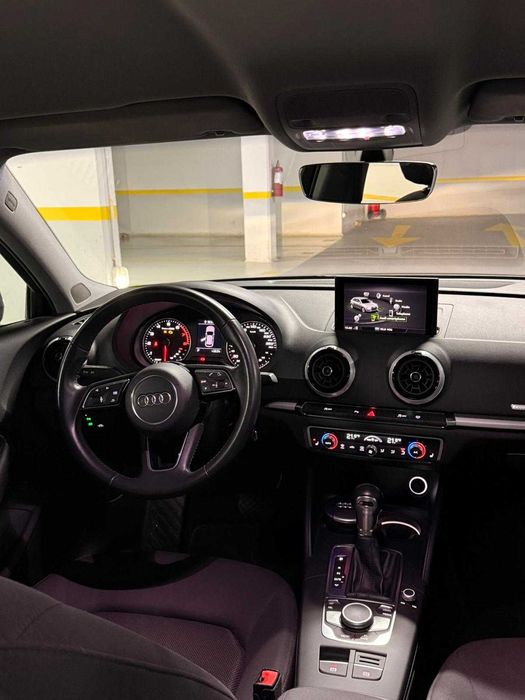 Vand Audi A3 Sportback 1.5 TFSI S tronic Advanced, benzina, 150CP