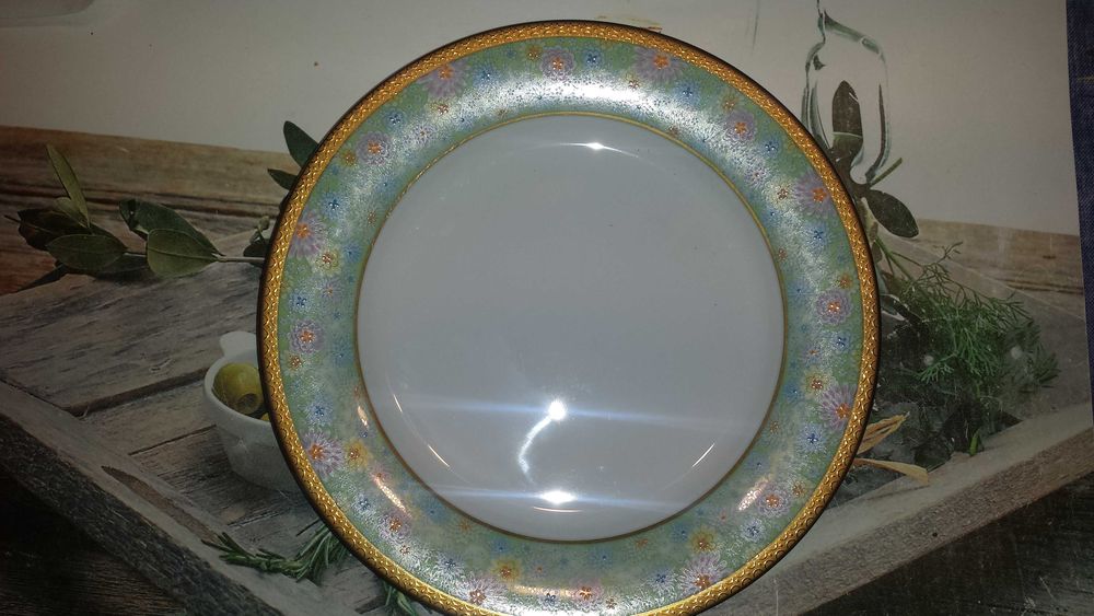 Порцеланов сервиз 92  pcs