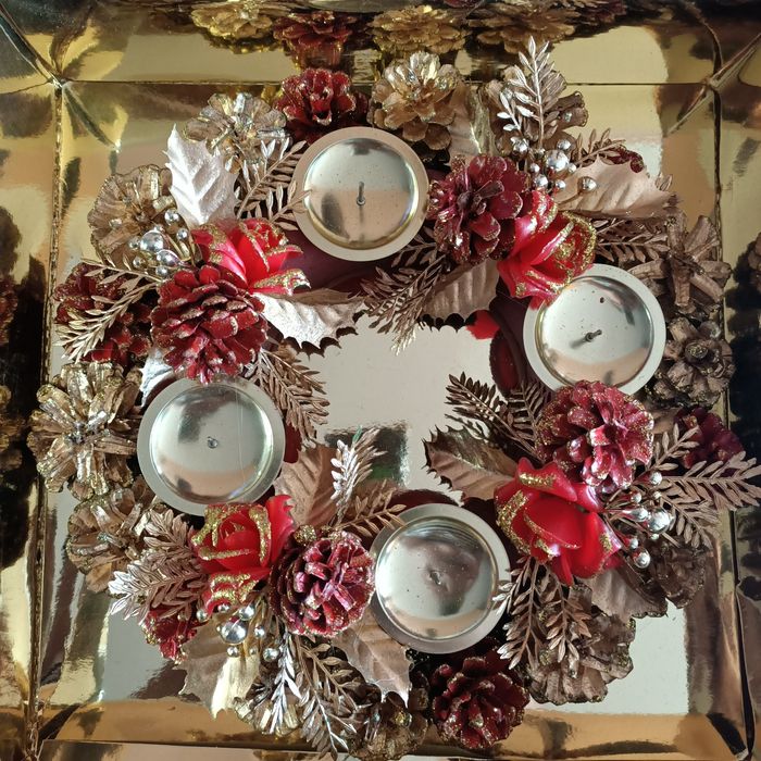 Продам новогодний декор. Очень красивый