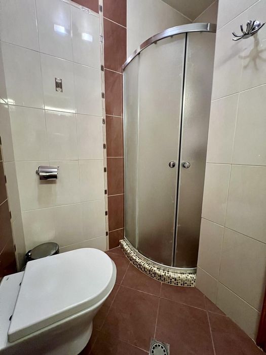 Дава се под наем Тристаен апартамент в Пловдив, Център - 85 кв.м за 561 € - Снимка #12