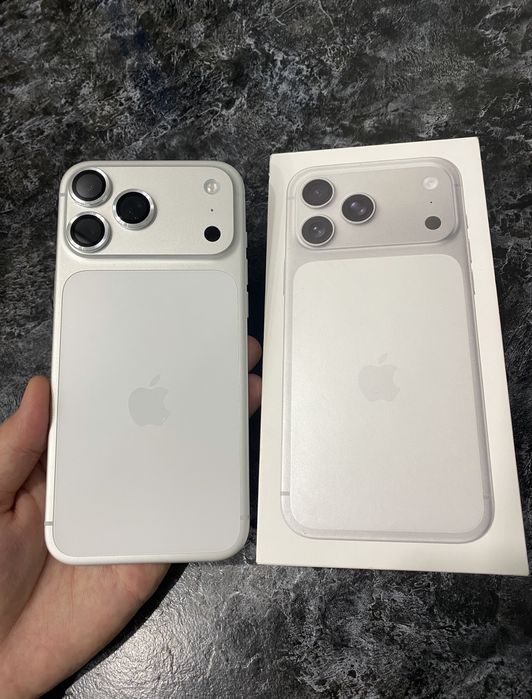 Продам Айфон 17 про макс