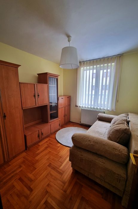 Apartament 3 camere decomandate central