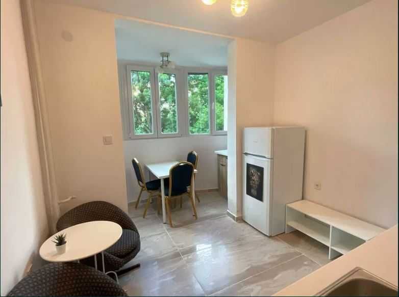 Дава се под наем Двустаен апартамент в София, Полигона - 75 кв.м за 561 € - Снимка #7