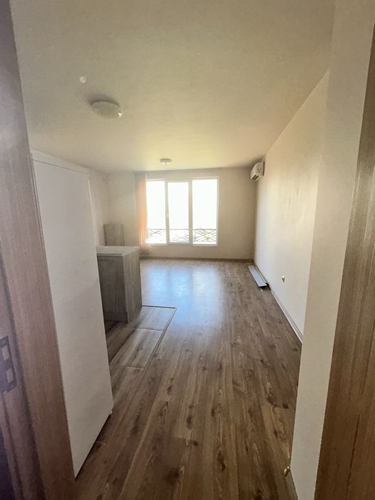 Тристаен апартамент под наем