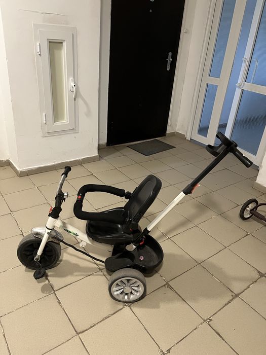 Велосипепед трехколесный