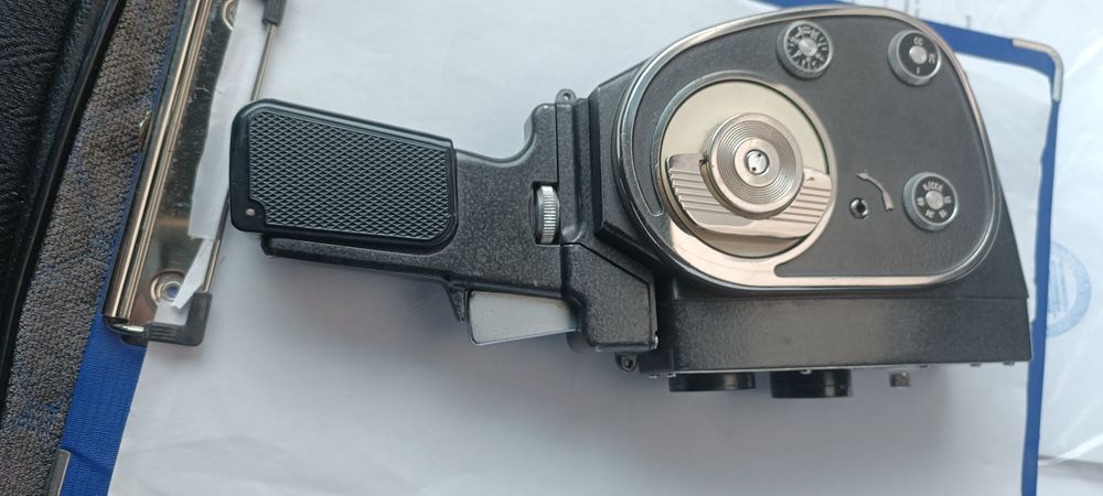 Кинокамера механическая СССР