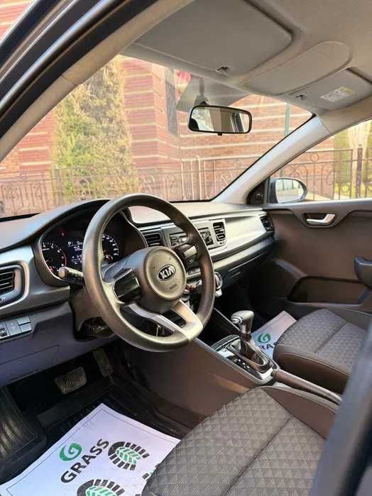 Продается Kia Rio 2018г (83,316 тыс пробег) Цвет Синий Дымчатый