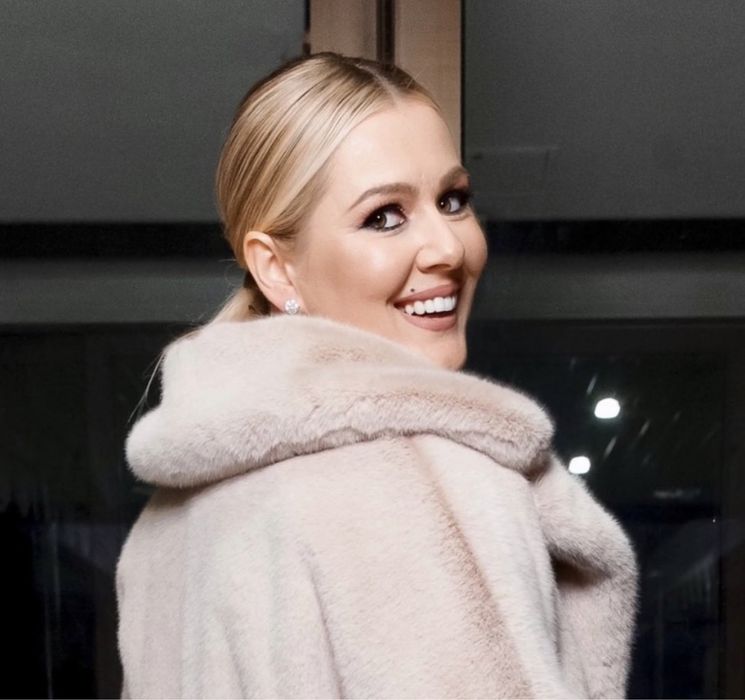 Экошуба пудрового оттенка