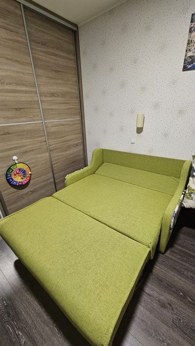 Vand URGENT canapea extensibila