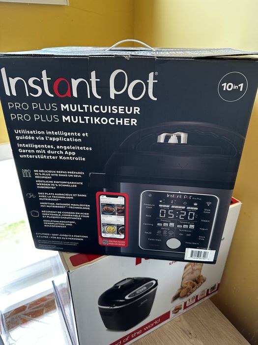 Instant Pot Pro Plus Мултикукър