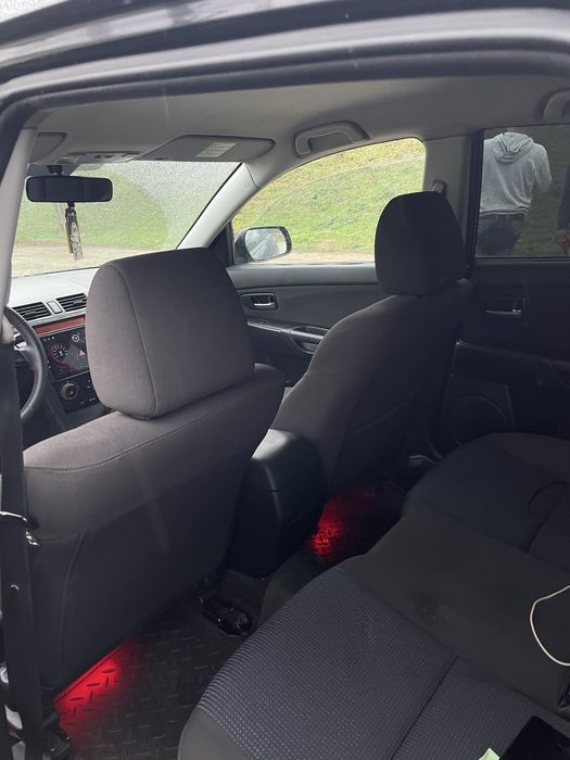 MAZDA 3 2004 — imagine 4