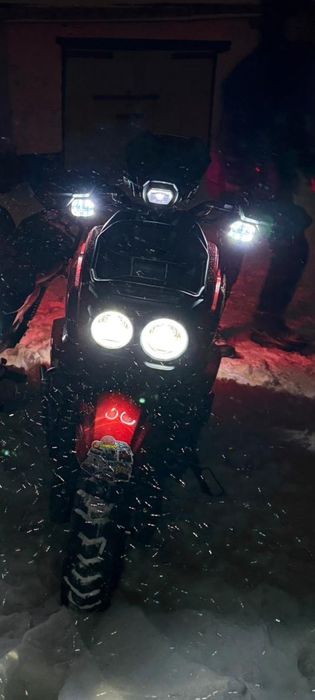 Скутер Tank 150.