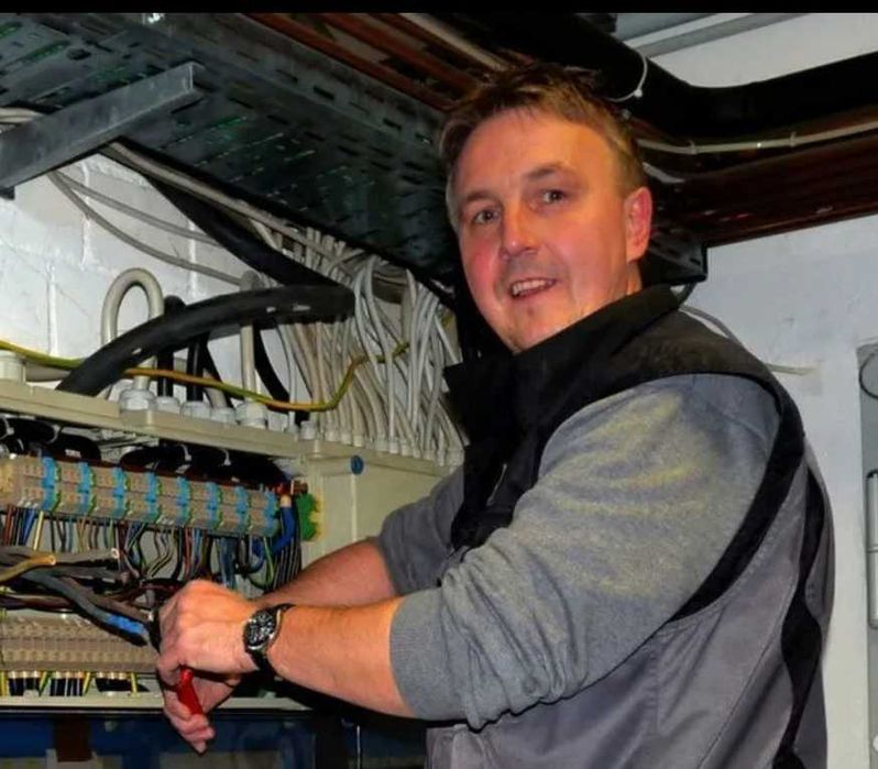 Электрик по низкой цене, монтаж электропроводки устранение замыканий