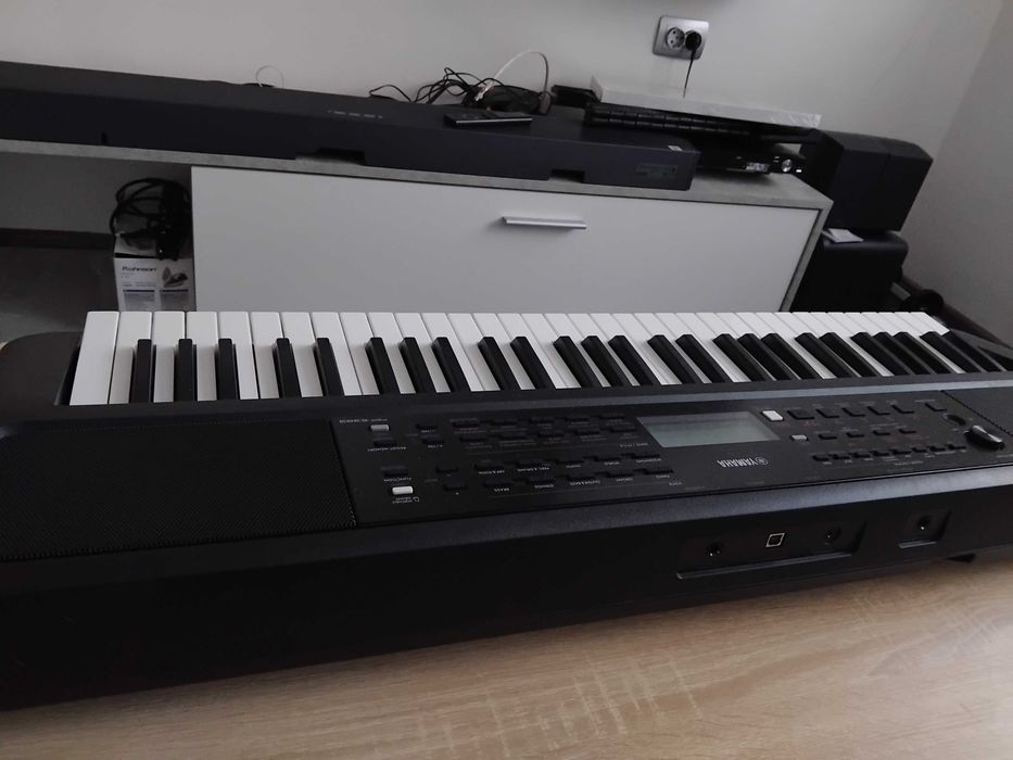 Синтезатор Yamaha psr-383