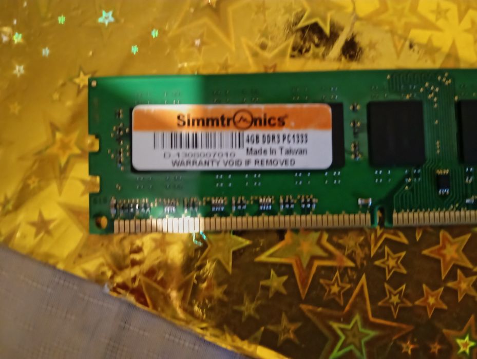Vind 4GB  RAM perfecți funcționabili