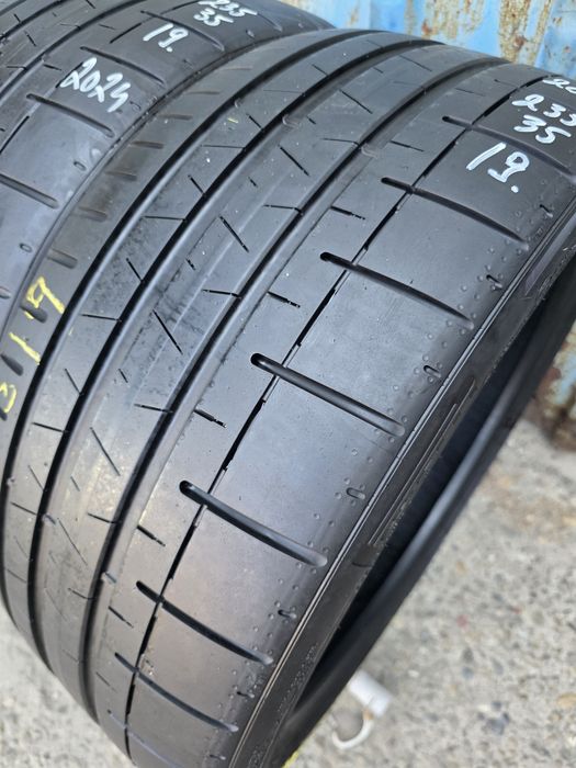Anvelope Vară 235.35.19 Pirelli An 2024