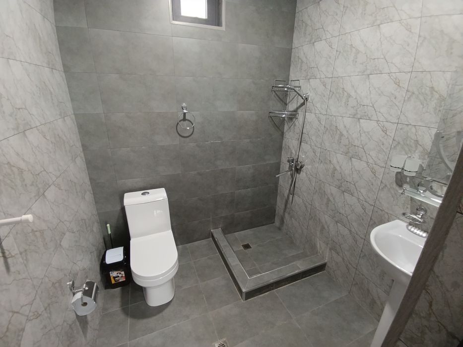 Oq tosh dacha oila uchun