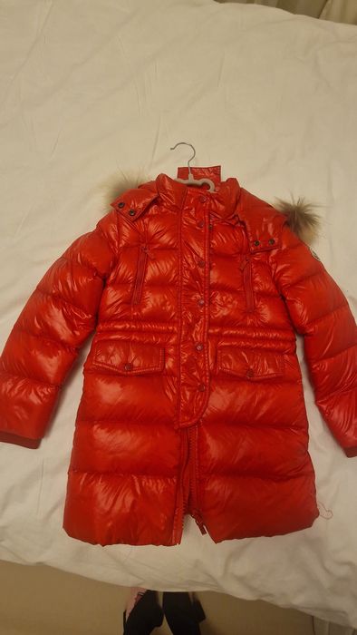 Детско якенце на moncler