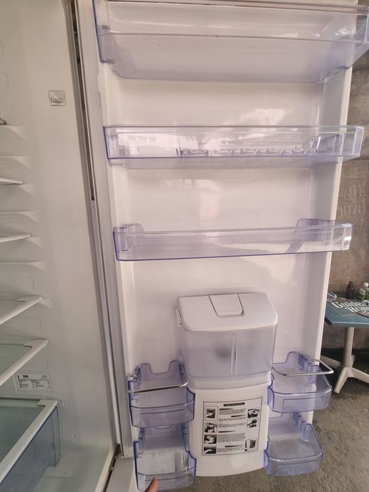 Combina frigorifica Beko