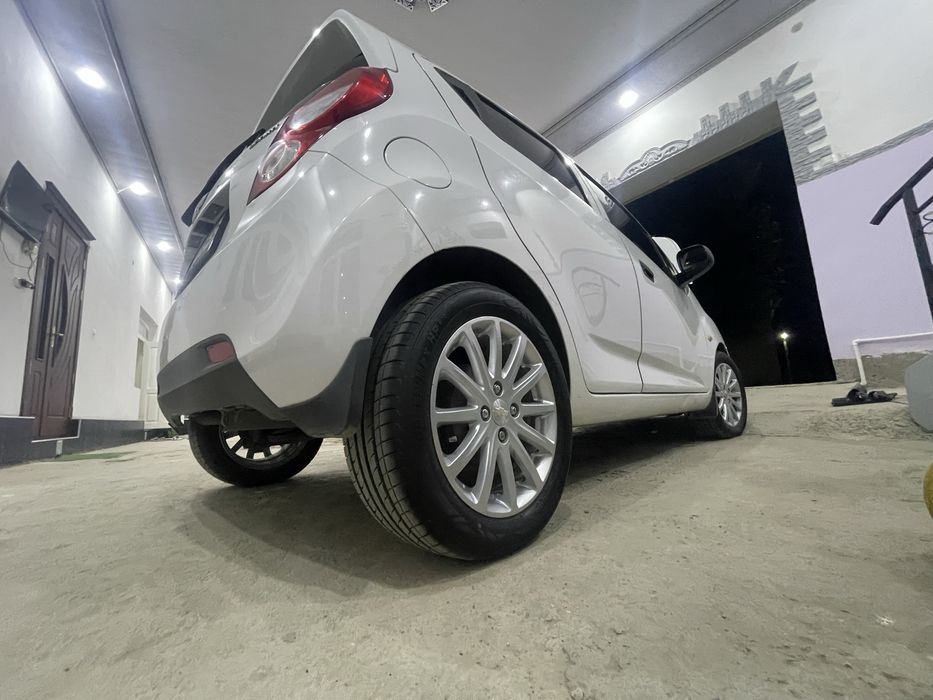 Chevrolet SPARK 2016