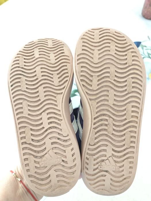 Adidas mărimea 29