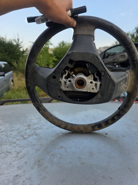 Кормило волан с airbag за Toyota Avensis