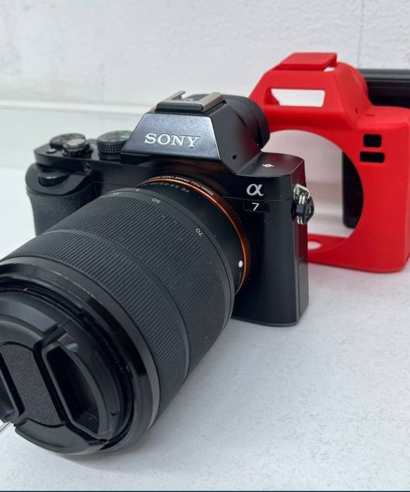 Фотоаппарат Sony А7
Объектив: FE 3.5–5.6 / 28–70