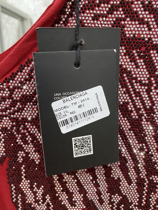 Продам новое платье