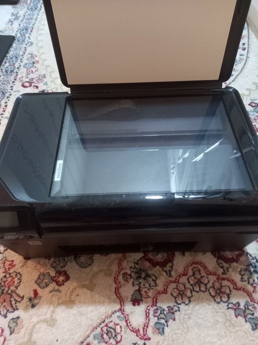 Принтер НР 3 в 1 : принтер, сканер, ксерокс.