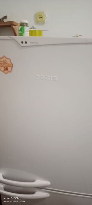 Холодильник двухкамерный