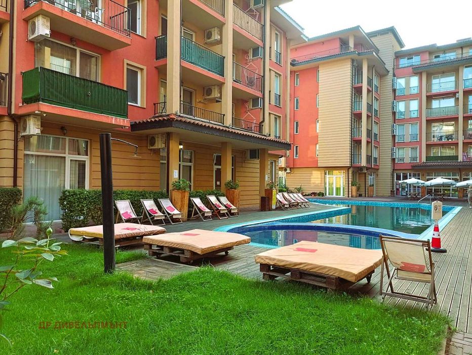 Дава се под наем Едностаен апартамент в к.к. Слънчев бряг - 39 кв.м за 127.5 € - Снимка #10