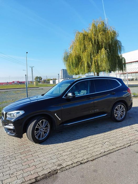 Vând BMW X3 sDrive