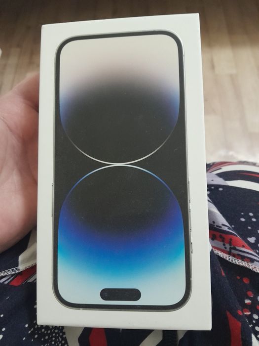 Продам новый айфон